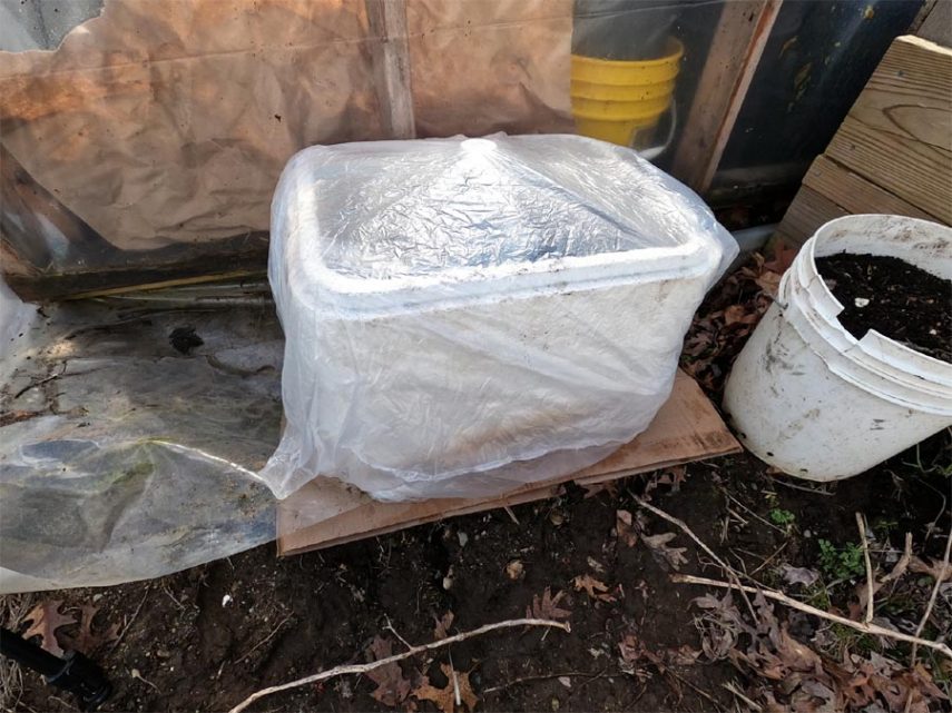 mini insulated greenhouse